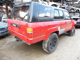 1986 TOYOTA 4RUNNER SR5 RED 2.4L MT 4WD Z17695